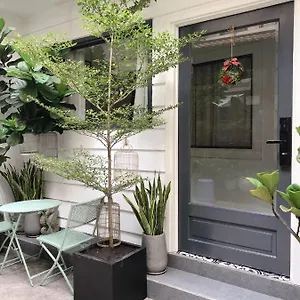Bed & Breakfast Lily Ho Chi Minh City